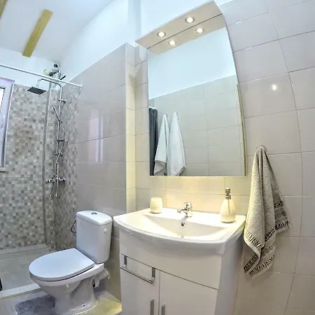 Lilly Apartman