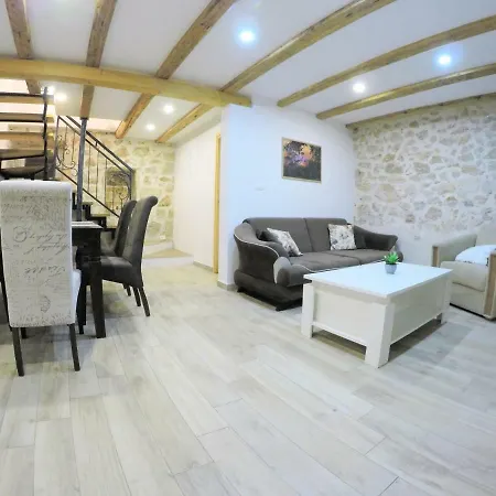 Lilly Apartman Babino Polje